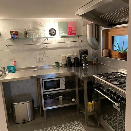 Cozy In A Great Location