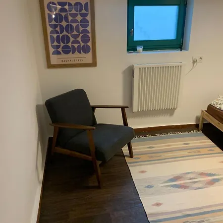 Cozy In A Great Location Διαμέρισμα